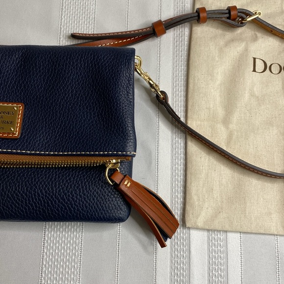 Black Dooney & Bourke Pebble Leather Foldover Purse Crossbody Pockets Dark Navy - Picture 12 of 12